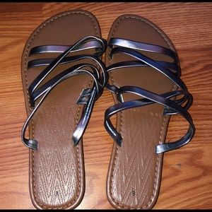 Women’s sandals